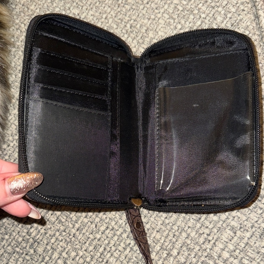Brown Geometric Pattern Wallet - Picture 2 of 3